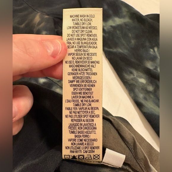 Cloth & Stone Anthropologie Tie-Dye Button Down Shirt in Black/Green/Brown - XL - Picture 14 of 16